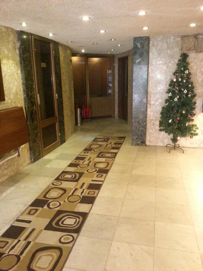 Horreya Hotel Kairo Bagian luar foto