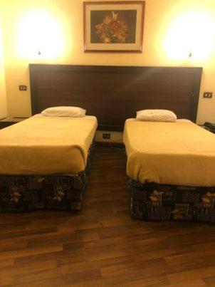 Horreya Hotel Kairo Bagian luar foto
